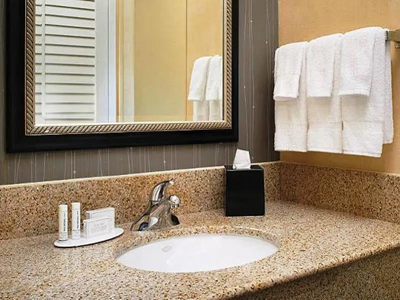 Отель Courtyard St. Louis Westport Plaza Мэриленд-Хайтс 3*,  США
